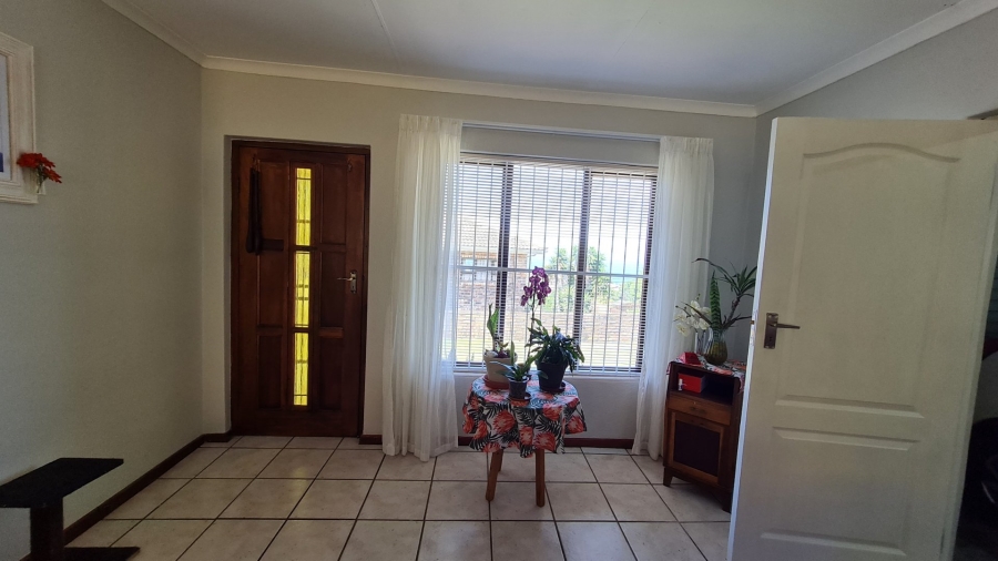 3 Bedroom Property for Sale in Dana Bay Western Cape